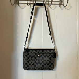 Coach Peyton signature crossbody bag